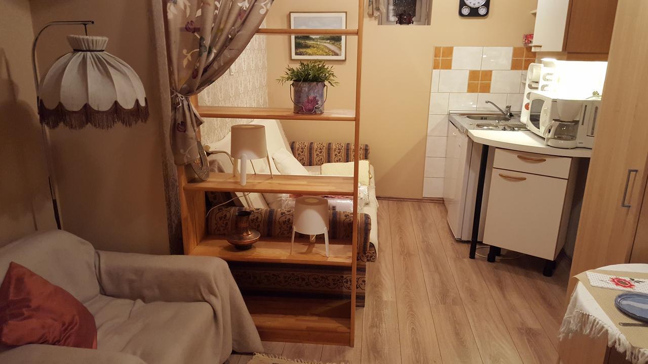 Hangulat Vendeghaz Apartmanok Orosháza Exterior foto