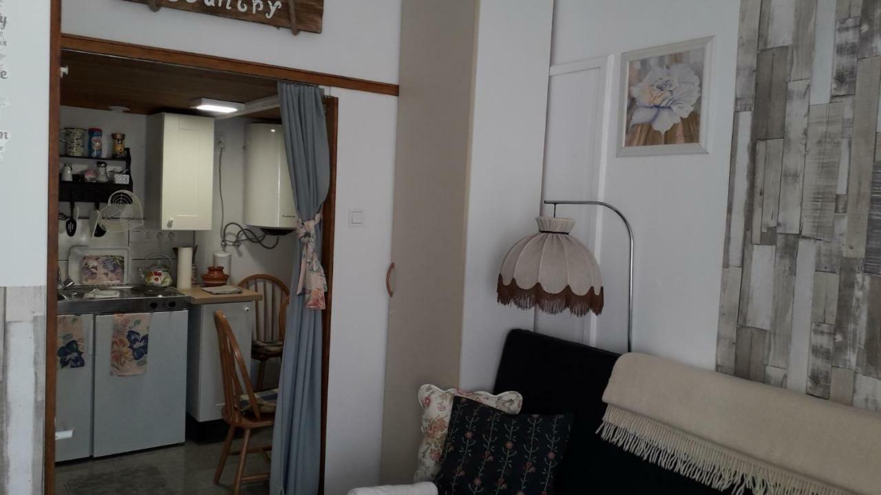 Hangulat Vendeghaz Apartmanok Orosháza Exterior foto