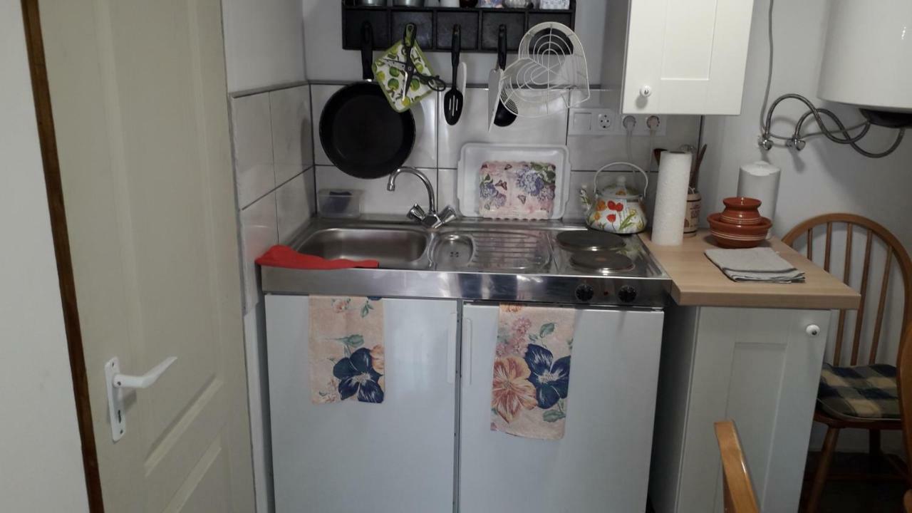 Hangulat Vendeghaz Apartmanok Orosháza Exterior foto